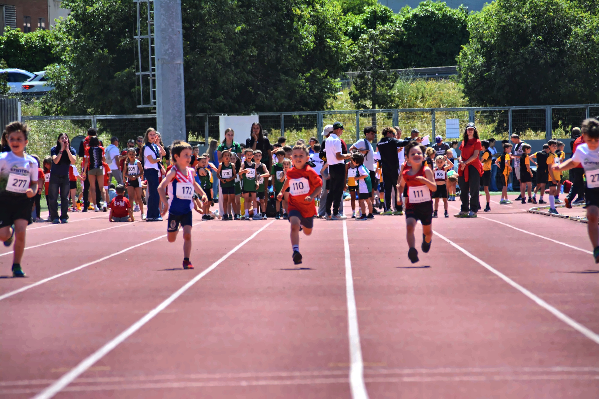 Club Atletisme Badalona - Escola